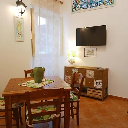 Casa Sicana
