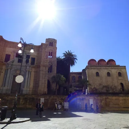 Casa Sicana